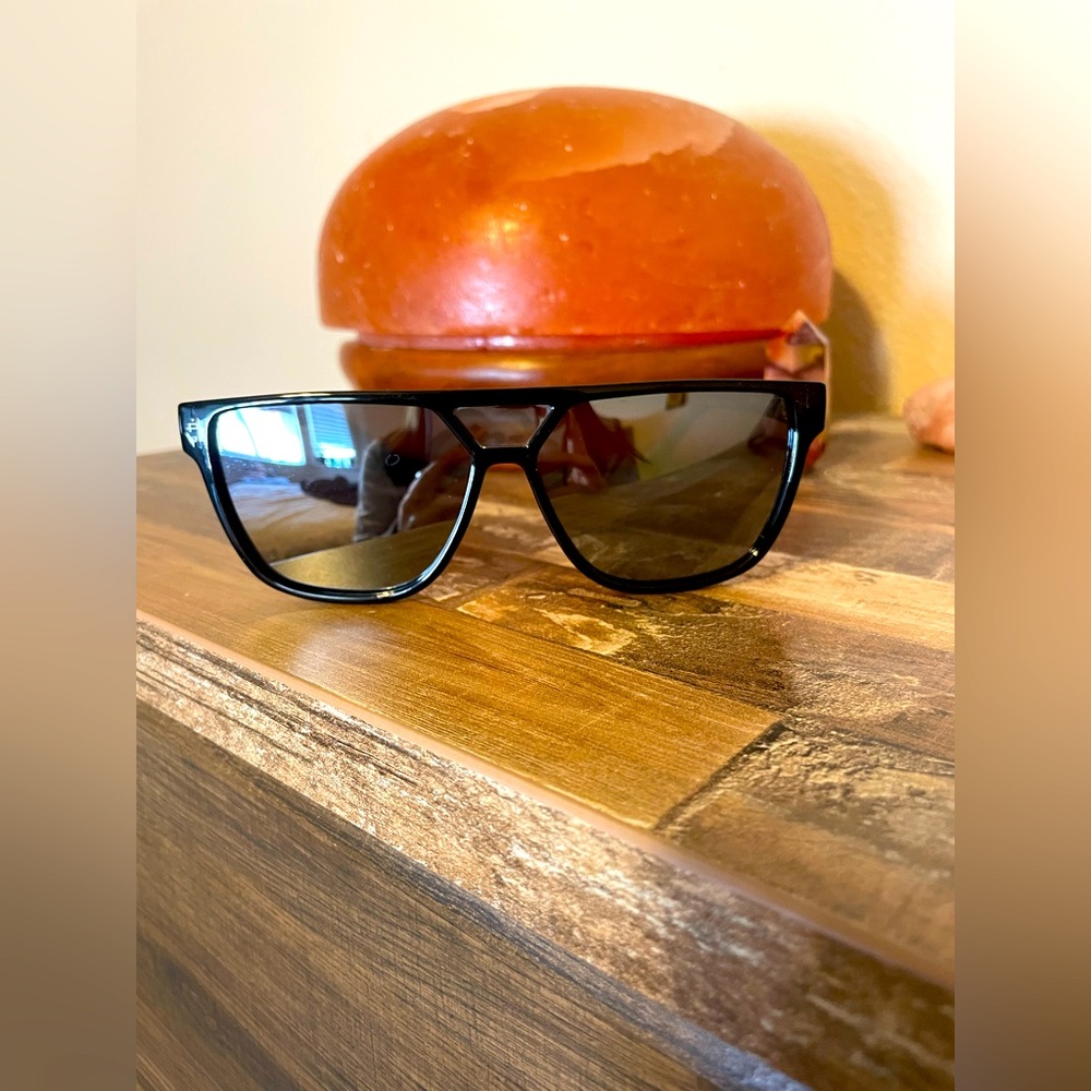 Prive Revaux “Surf City” sunglasses 😎